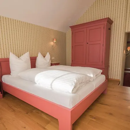 Ansitz Wartenfels Konukevi 3*