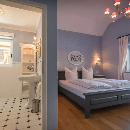 Ansitz Wartenfels 3*